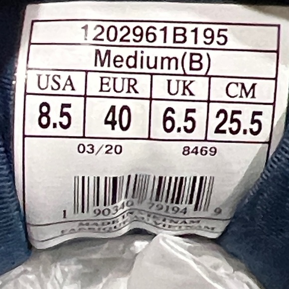 🔥🔥 Brooks Adrenaline GTS 20 GO USA 1202961B195 Running Shoes Women Sz 8.5B - EUC - Picture 14 of 14